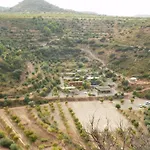 Κατάλυμα σε φάρμα La Comanglora *